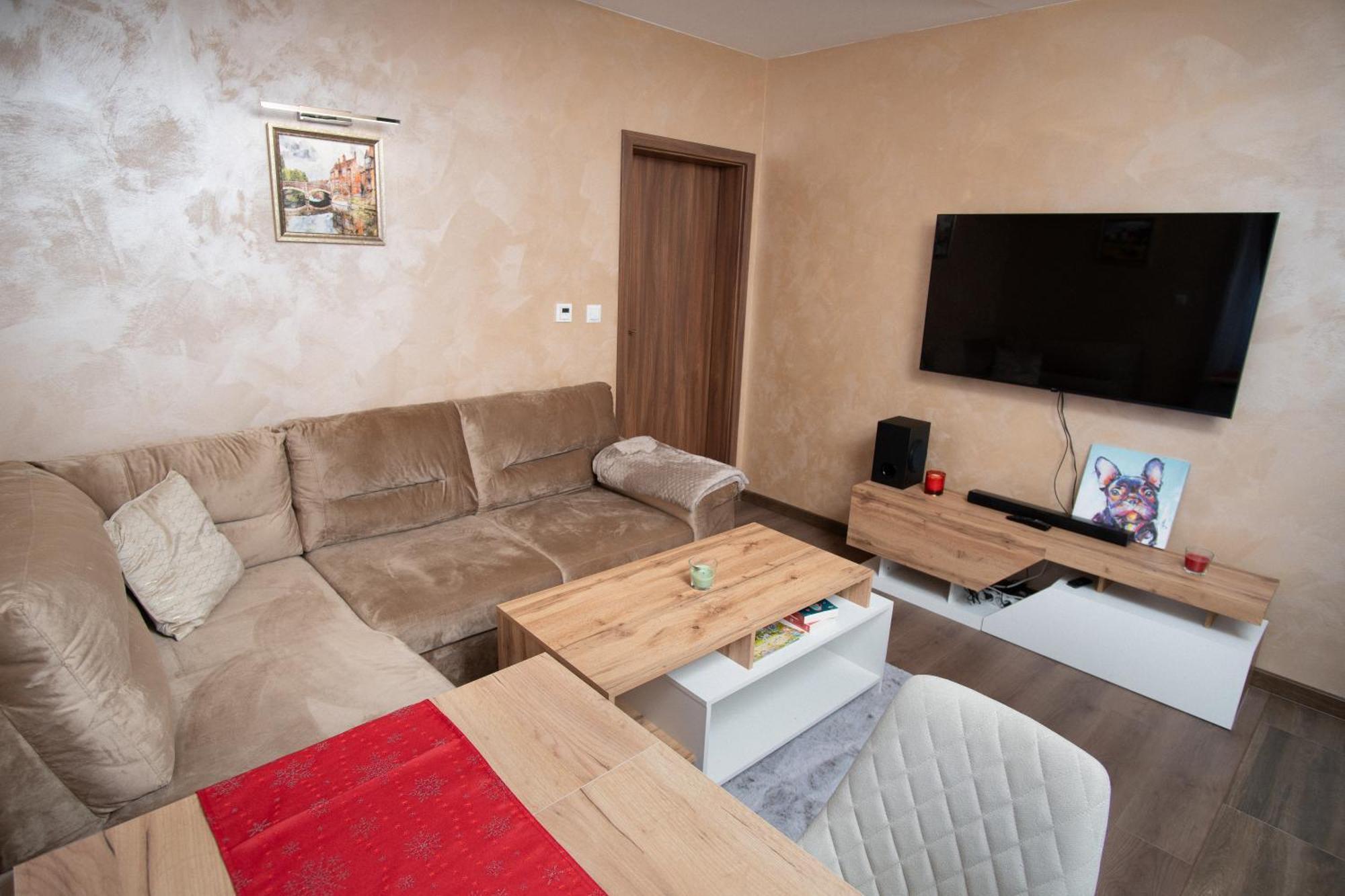 Апартамент Бела / Apartment Bela Raduil Buitenkant foto