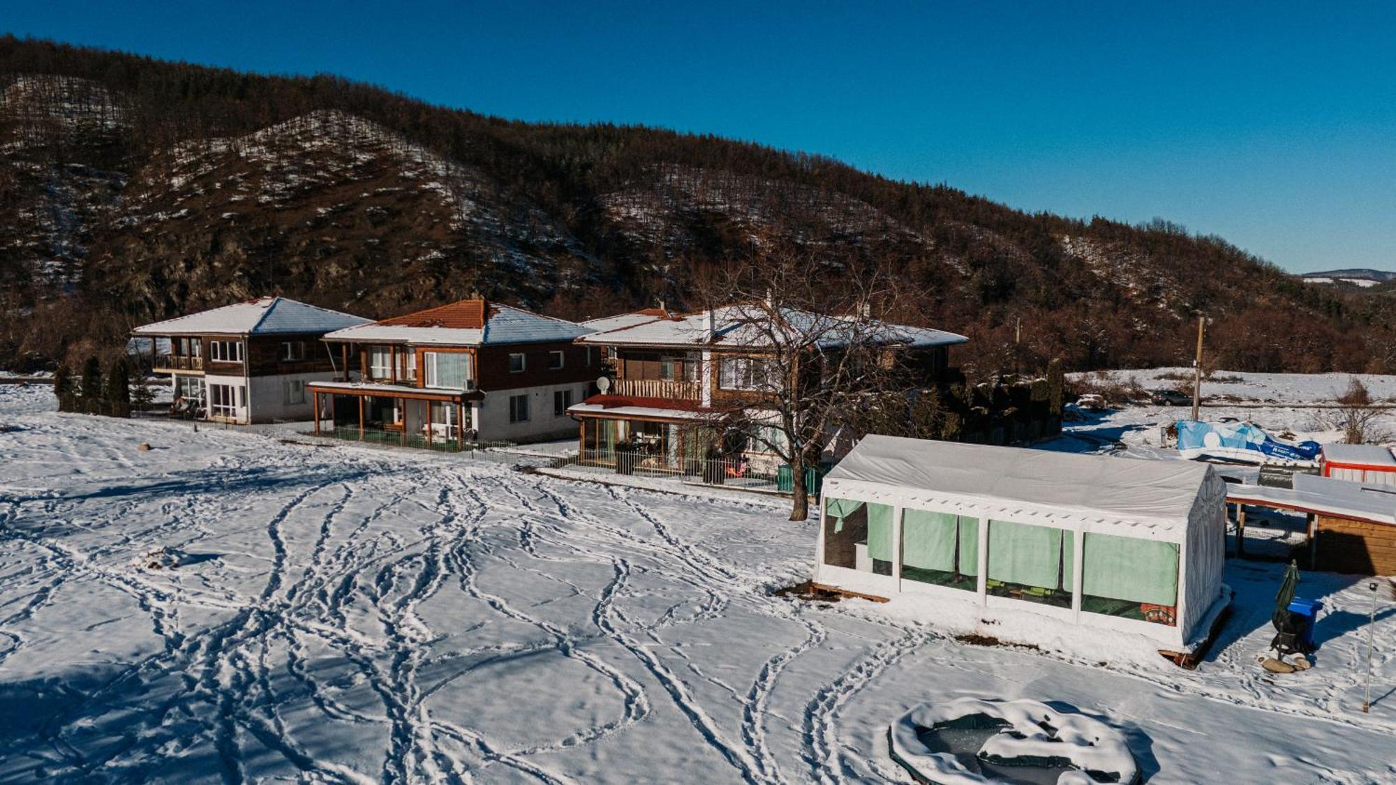 Апартамент Бела / Apartment Bela Raduil Buitenkant foto