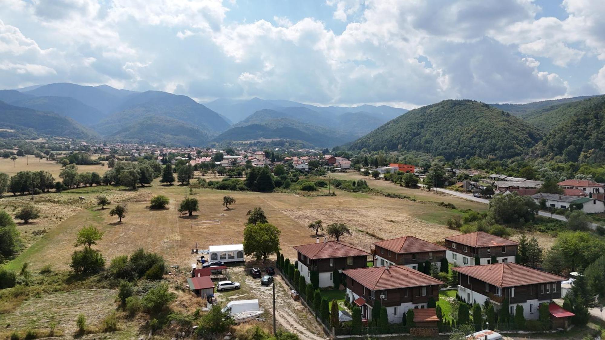 Апартамент Бела / Apartment Bela Raduil Buitenkant foto