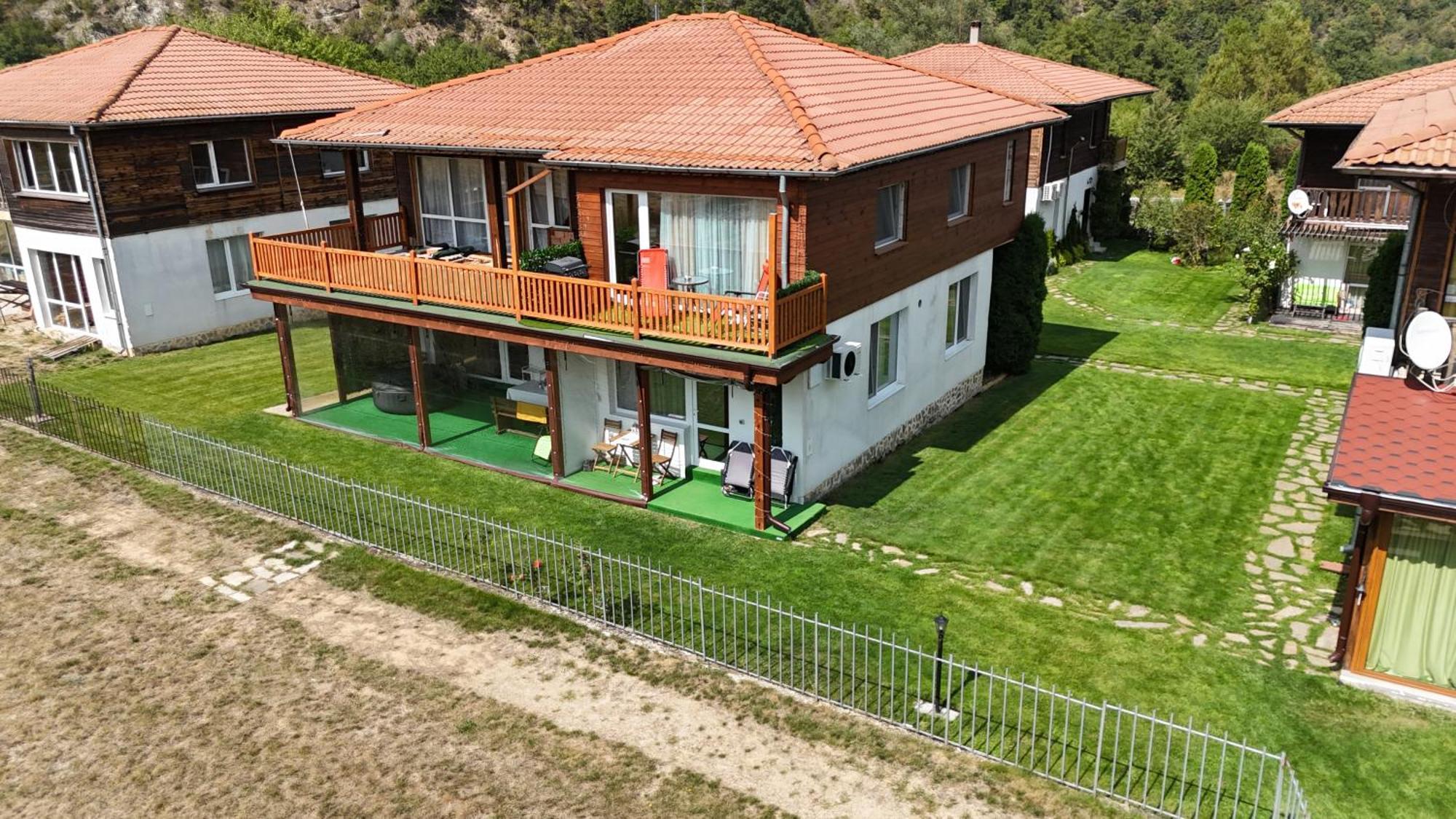 Апартамент Бела / Apartment Bela Raduil Buitenkant foto
